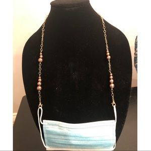 Pearl Mask Chain Holder 😷